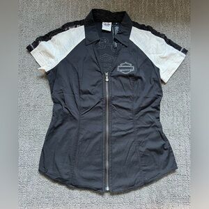 Ladies Harley Davidson zip front garage shirt size S. 99154-16VW.